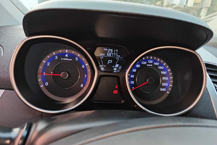 Used Hyundai Elantra (5th Generation / Langdong) 2015 1.6L Automatic Fashion Model Instrument Cluster