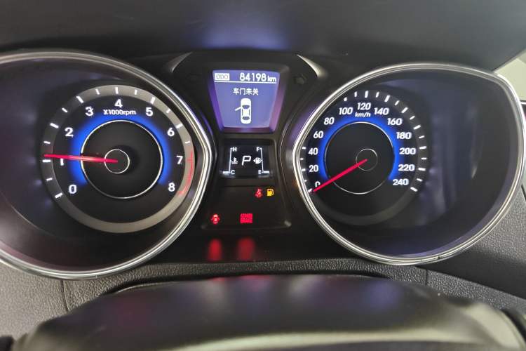 Used Hyundai Elantra (5th Generation / Langdong) 2015 1.6L Automatic Leading Model Instrument Cluster