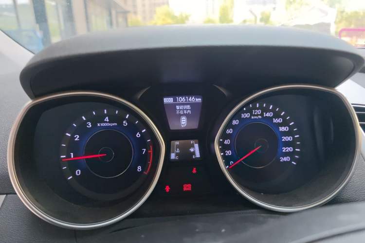 Used Hyundai Elantra (5th Generation / Langdong) 2015 1.6L Manual Leading Model Instrument Cluster