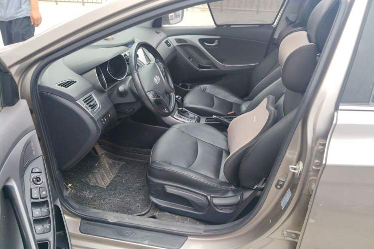 Used Hyundai Elantra (5th Generation / Langdong) 2015 1.6L Automatic Luxury Model Left Front Seat