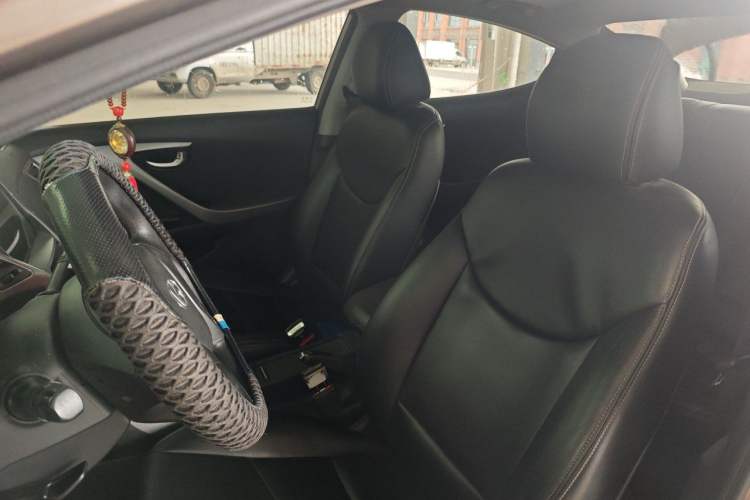 Used Hyundai Elantra (5th Generation / Langdong) 2015 1.6L Manual Leading Model Left Front Seat