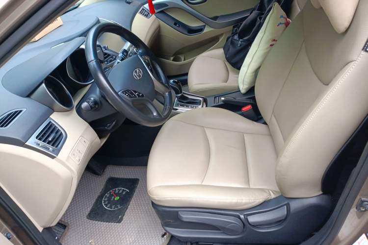 Used Hyundai Elantra (5th Generation / Langdong) 2015 1.6L Automatic Luxury Model Left Front Seat