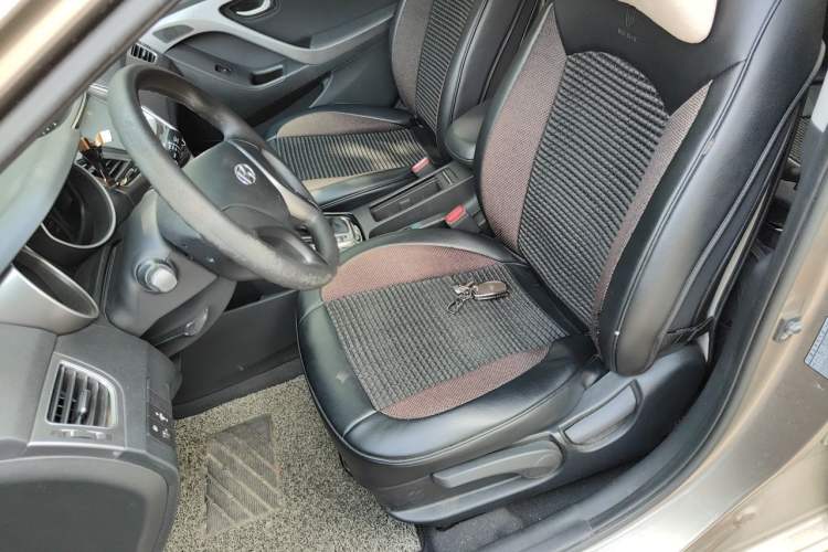Used Hyundai Elantra (5th Generation / Langdong) 2015 1.6L Automatic Leading Model Left Front Seat