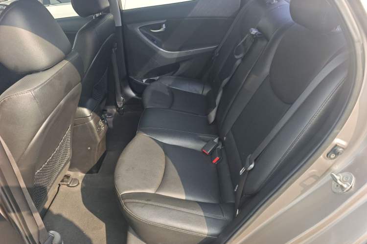 Used Hyundai Elantra (5th Generation / Langdong) 2015 1.6L Automatic Luxury Model Left Rear Seat