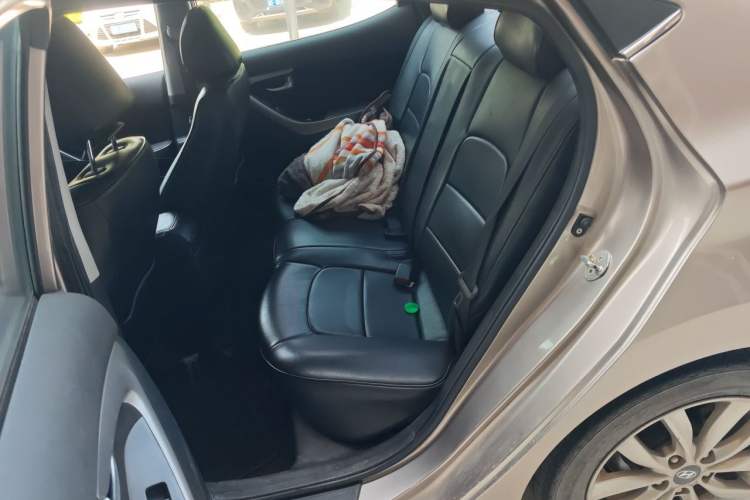 Used Hyundai Elantra (5th Generation / Langdong) 2015 1.6L Manual Leading Model Left Rear Seat