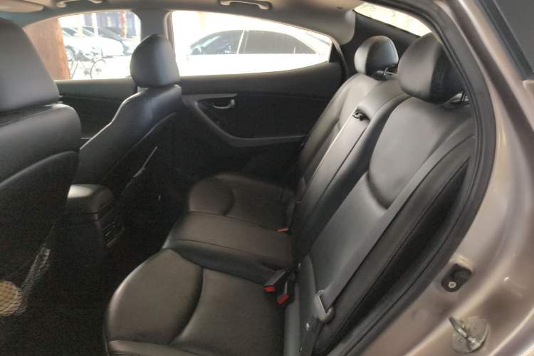 Used Hyundai Elantra (5th Generation / Langdong) 2015 1.6L Automatic Luxury Model Left Rear Seat