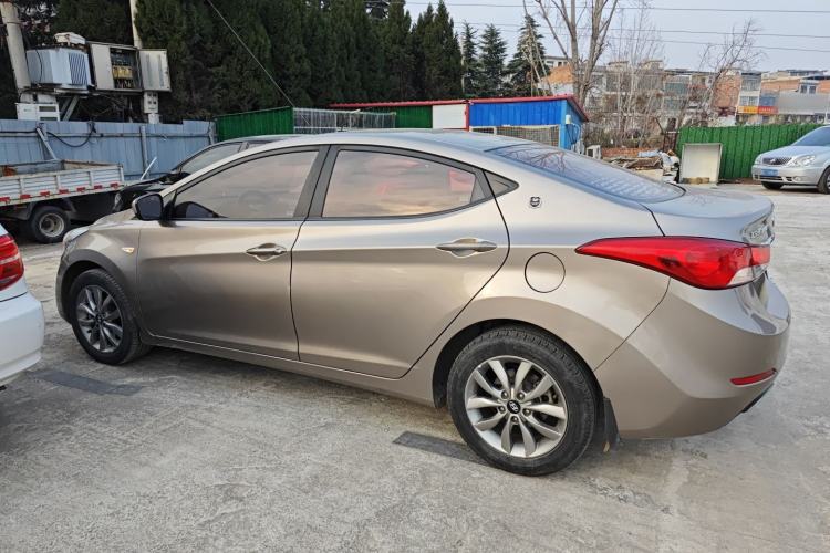 Used Hyundai Elantra (5th Generation / Langdong) 2015 1.6L Automatic Fashion Model Left Side