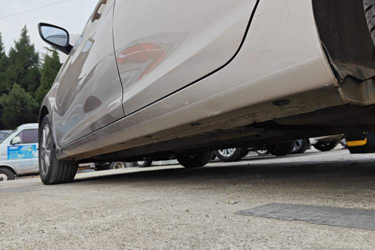 Used Hyundai Elantra (5th Generation / Langdong) 2015 1.6L Automatic Fashion Model Left Side Sill