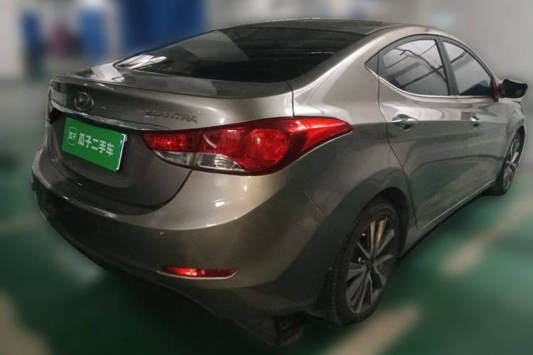 Used Hyundai Elantra (5th Generation / Langdong) 2015 1.6L Automatic Leading Model Rear Right 45 Deg