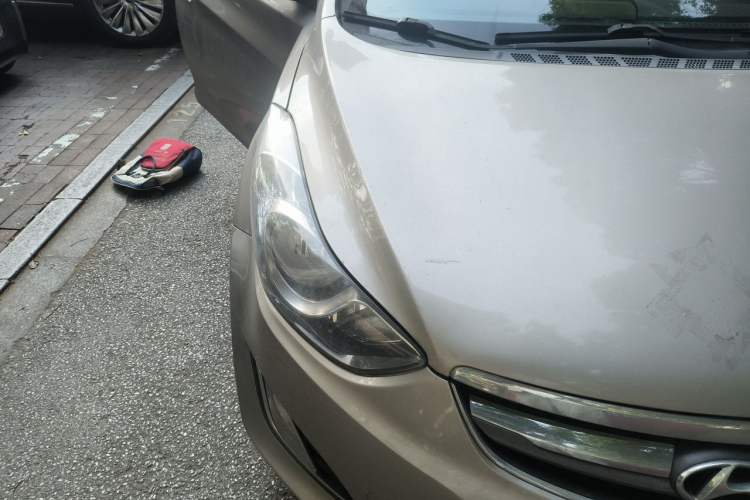 Used Hyundai Elantra (5th Generation / Langdong) 2015 1.6L Automatic Fashion Model Right Front Headlight