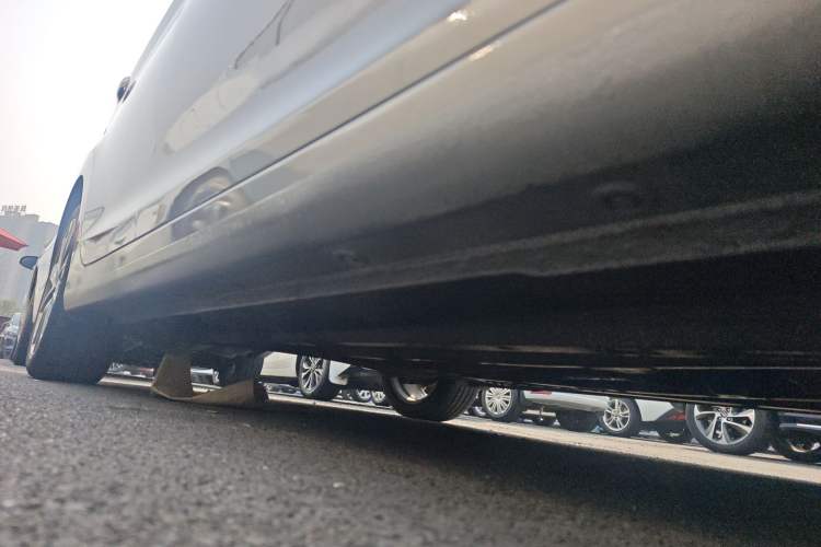 Used Hyundai Elantra (5th Generation / Langdong) 2015 1.6L Automatic Luxury Model Right Side Sill