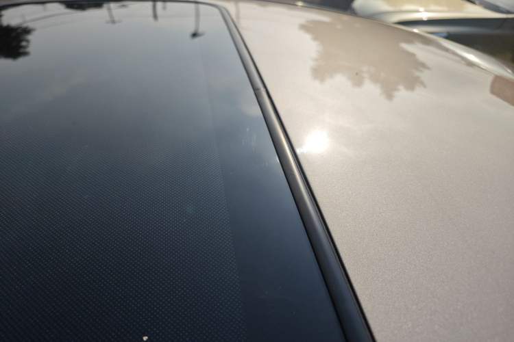 Used Hyundai Elantra (5th Generation / Langdong) 2015 1.6L Manual Leading Model Roof