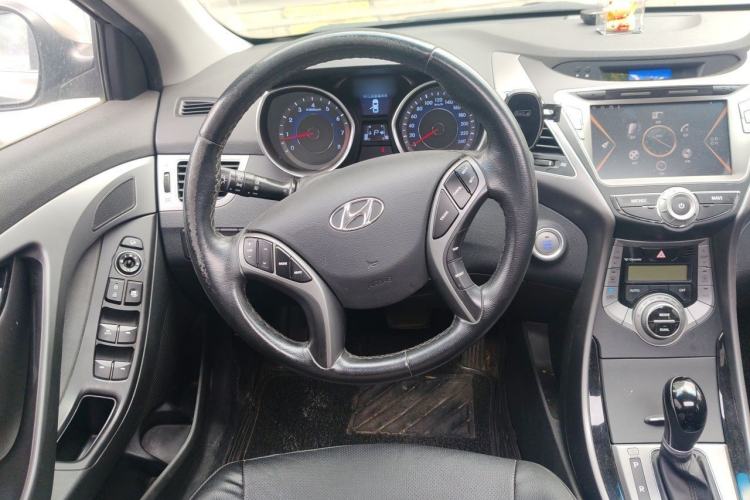 Used Hyundai Elantra (5th Generation / Langdong) 2015 1.6L Automatic Luxury Model Steering Wheel