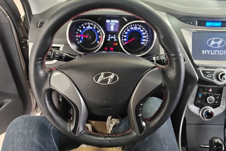 Used Hyundai Elantra (5th Generation / Langdong) 2015 1.6L Automatic Leading Model Steering Wheel