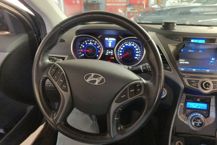 Used Hyundai Elantra (5th Generation / Langdong) 2015 1.6L Automatic Luxury Model Steering Wheel