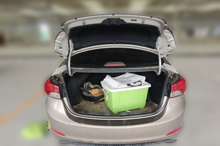 Used Hyundai Elantra (5th Generation / Langdong) 2015 1.6L Manual Leading Model Trunk