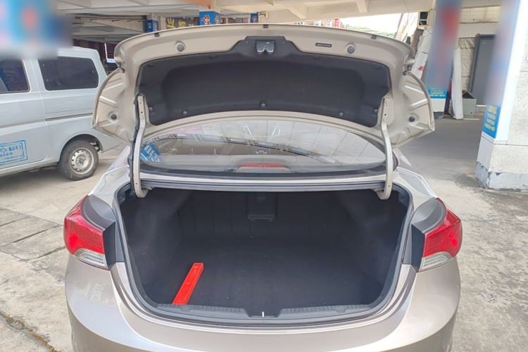 Used Hyundai Elantra (5th Generation / Langdong) 2015 1.6L Automatic Luxury Model Trunk