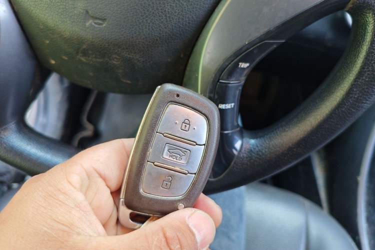 Used Hyundai Elantra (5th Generation / Langdong) 2015 1.6L Automatic Leading Model Vehicle Key