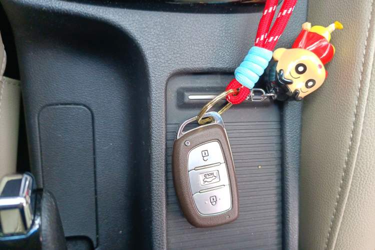 Used Hyundai Elantra (5th Generation / Langdong) 2015 1.6L Automatic Luxury Model Vehicle Key