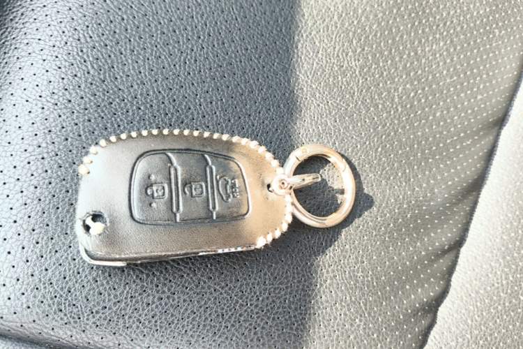 Used Hyundai Elantra (5th Generation / Langdong) 2015 1.6L Automatic Fashion Model Vehicle Key