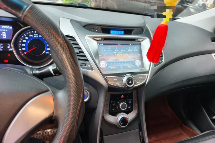 Used Hyundai Elantra (5th Generation / Langdong) 2015 1.6L Manual Leading Model Audio And AC Panel