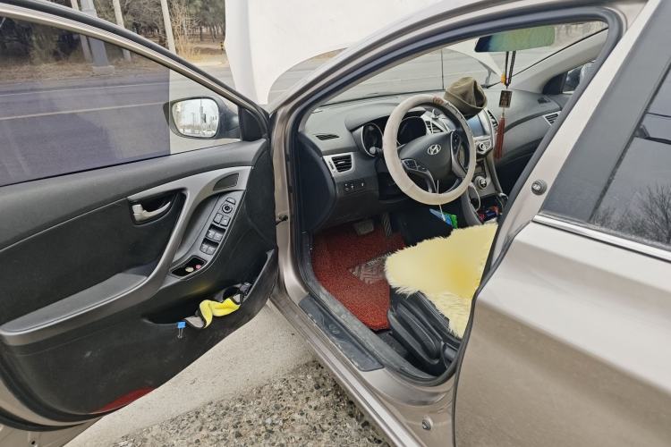 Used Hyundai Elantra (5th Generation / Langdong) 2015 1.6L Automatic Luxury Model Driver Seat