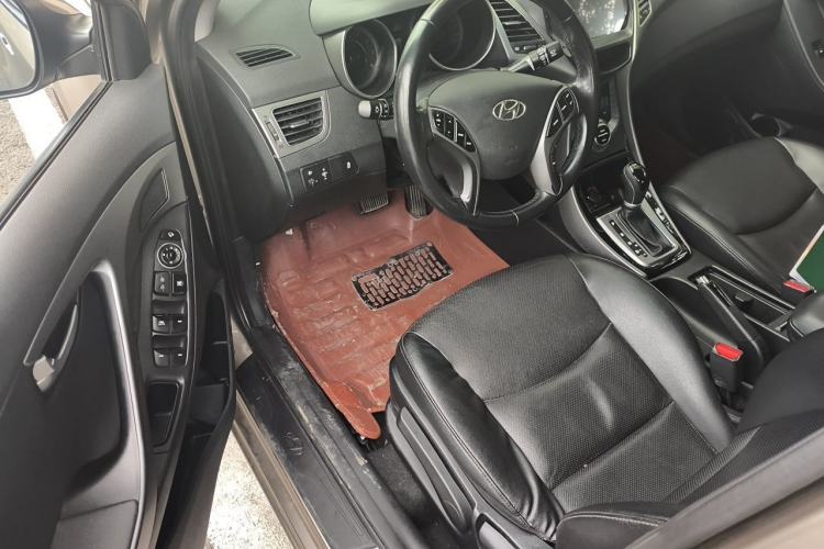 Used Hyundai Elantra (5th Generation / Langdong) 2015 1.6L Automatic Luxury Model Driver Seat