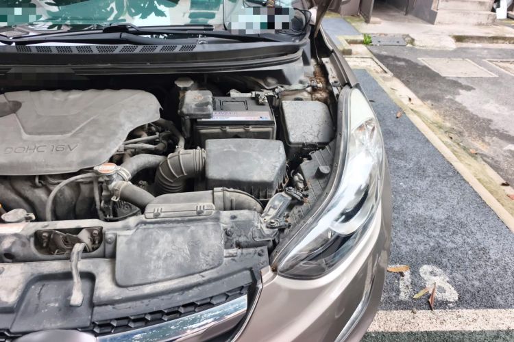Used Hyundai Elantra (5th Generation / Langdong) 2015 1.6L Manual Leading Model Engine Bay Left