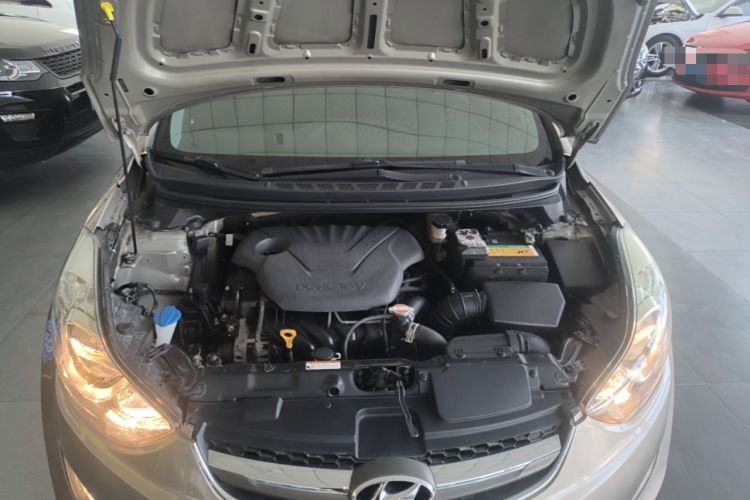 Used Hyundai Elantra (5th Generation / Langdong) 2015 1.6L Manual Leading Model Engine Bay