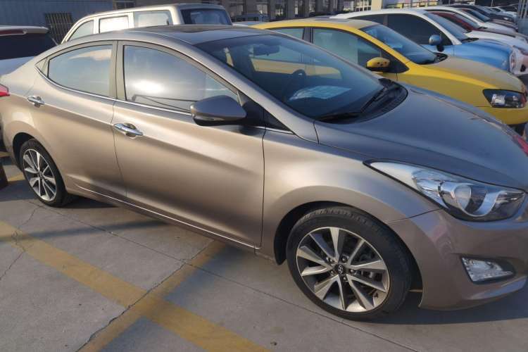 Used Hyundai Elantra (5th Generation / Langdong) 2015 1.6L Automatic Luxury Model Exterior 2