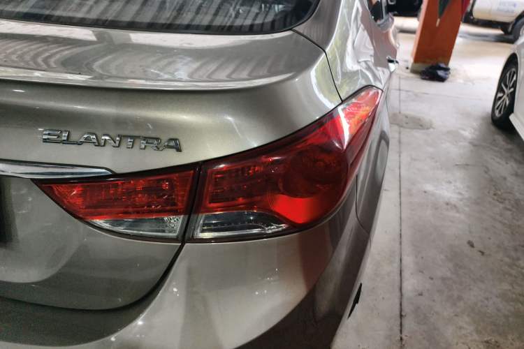 Used Hyundai Elantra (5th Generation / Langdong) 2015 1.6L Automatic Luxury Model Exterior 3