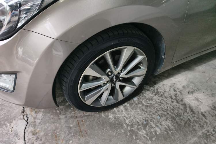 Used Hyundai Elantra (5th Generation / Langdong) 2015 1.6L Automatic Luxury Model Exterior 4