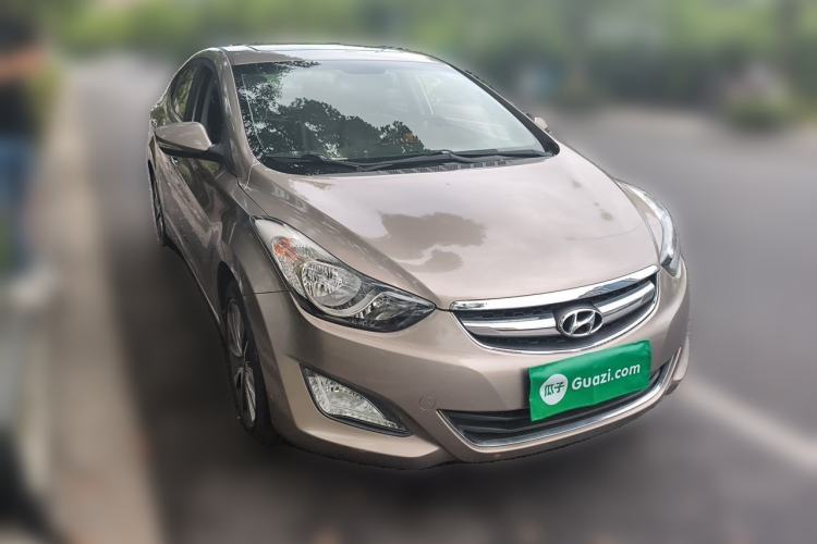 Used Hyundai Elantra (5th Generation / Langdong) 2015 1.6L Automatic Luxury Model Front Right 45 Deg