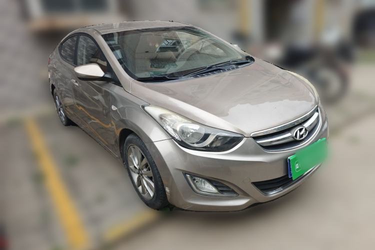 Used Hyundai Elantra (5th Generation / Langdong) 2015 1.6L Manual Fashion Edition Front Right 45 Deg