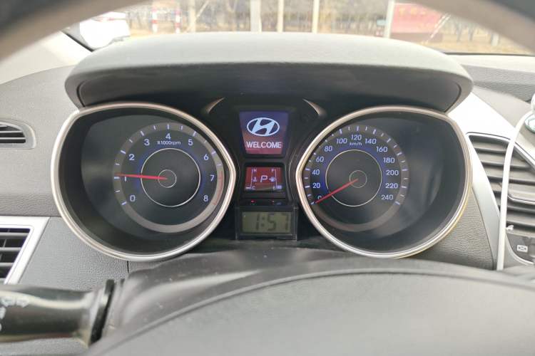 Used Hyundai Elantra (5th Generation / Langdong) 2015 1.6L Automatic Luxury Model Instrument Cluster
