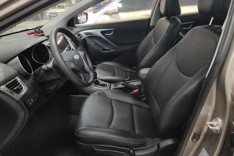 Used Hyundai Elantra (5th Generation / Langdong) 2015 1.6L Automatic Leading Model Left Front Seat