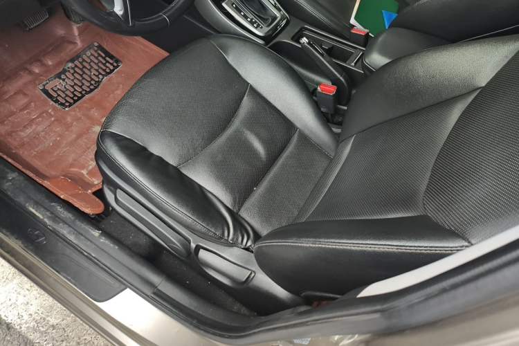 Used Hyundai Elantra (5th Generation / Langdong) 2015 1.6L Automatic Luxury Model Left Front Seat