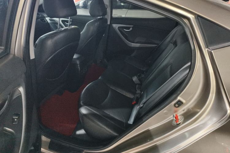 Used Hyundai Elantra (5th Generation / Langdong) 2015 1.6L Automatic Luxury Model Left Rear Seat