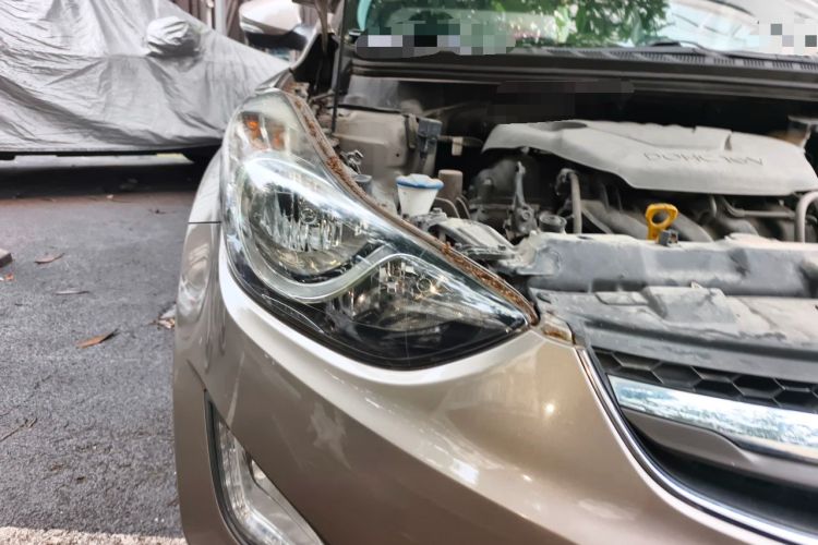 Used Hyundai Elantra (5th Generation / Langdong) 2015 1.6L Manual Leading Model Right Front Headlight