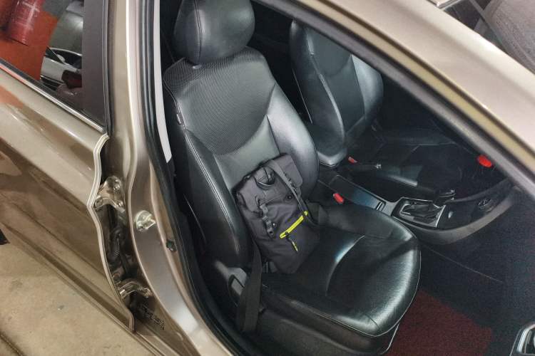 Used Hyundai Elantra (5th Generation / Langdong) 2015 1.6L Automatic Luxury Model Right Front Seat