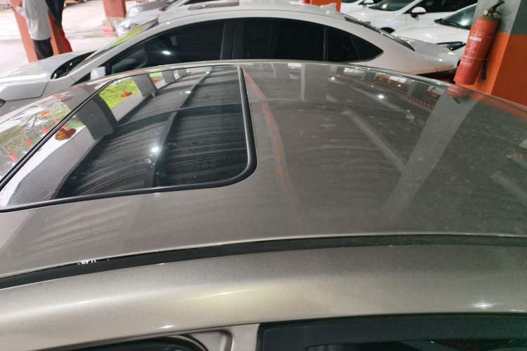 Used Hyundai Elantra (5th Generation / Langdong) 2015 1.6L Automatic Luxury Model Roof