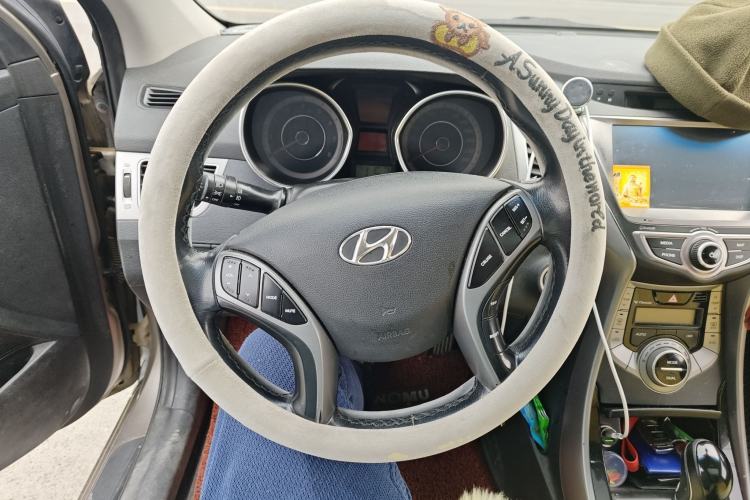 Used Hyundai Elantra (5th Generation / Langdong) 2015 1.6L Automatic Luxury Model Steering Wheel