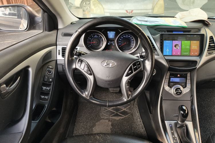 Used Hyundai Elantra (5th Generation / Langdong) 2015 1.6L Automatic Luxury Model Steering Wheel