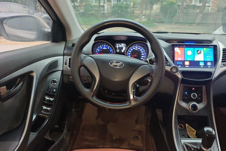 Used Hyundai Elantra (5th Generation / Langdong) 2015 1.6L Manual Fashion Edition Steering Wheel