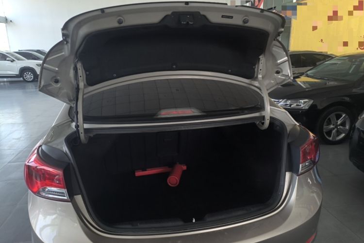 Used Hyundai Elantra (5th Generation / Langdong) 2015 1.6L Manual Leading Model Trunk