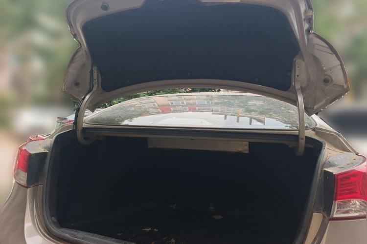Used Hyundai Elantra (5th Generation / Langdong) 2015 1.6L Manual Fashion Edition Trunk