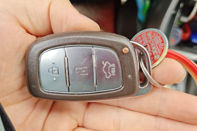 Used Hyundai Elantra (5th Generation / Langdong) 2015 1.6L Automatic Luxury Model Vehicle Key