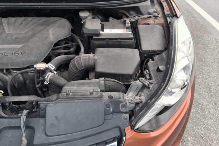 Used Hyundai Elantra (5th Generation / Langdong) 2015 1.6L Automatic Leading Model Engine Bay Left