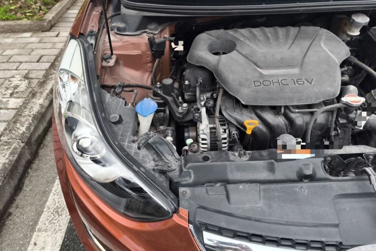 Used Hyundai Elantra (5th Generation / Langdong) 2015 1.6L Automatic Leading Model Engine Bay Right