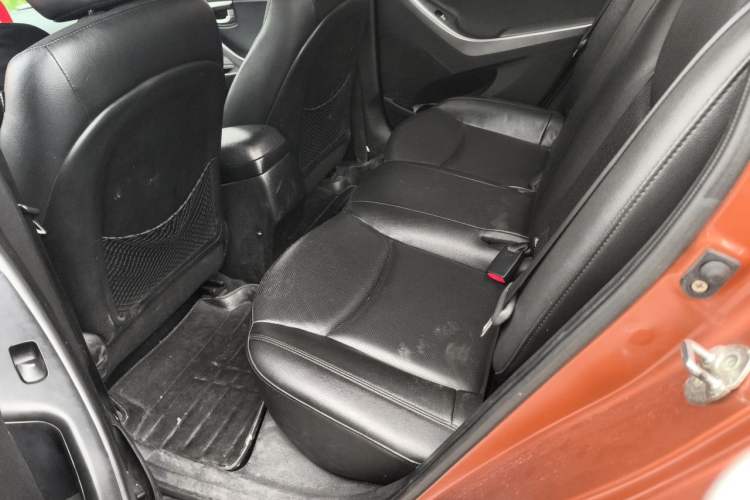 Used Hyundai Elantra (5th Generation / Langdong) 2015 1.6L Automatic Leading Model Left Rear Seat